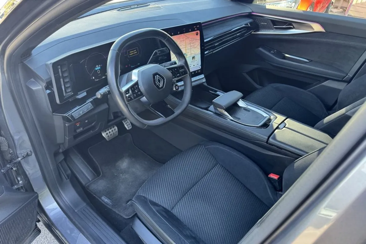 Renault Austral ICONIC ESPRIT ALPINE E-TECH HYBRIDE 200 - Photo 2