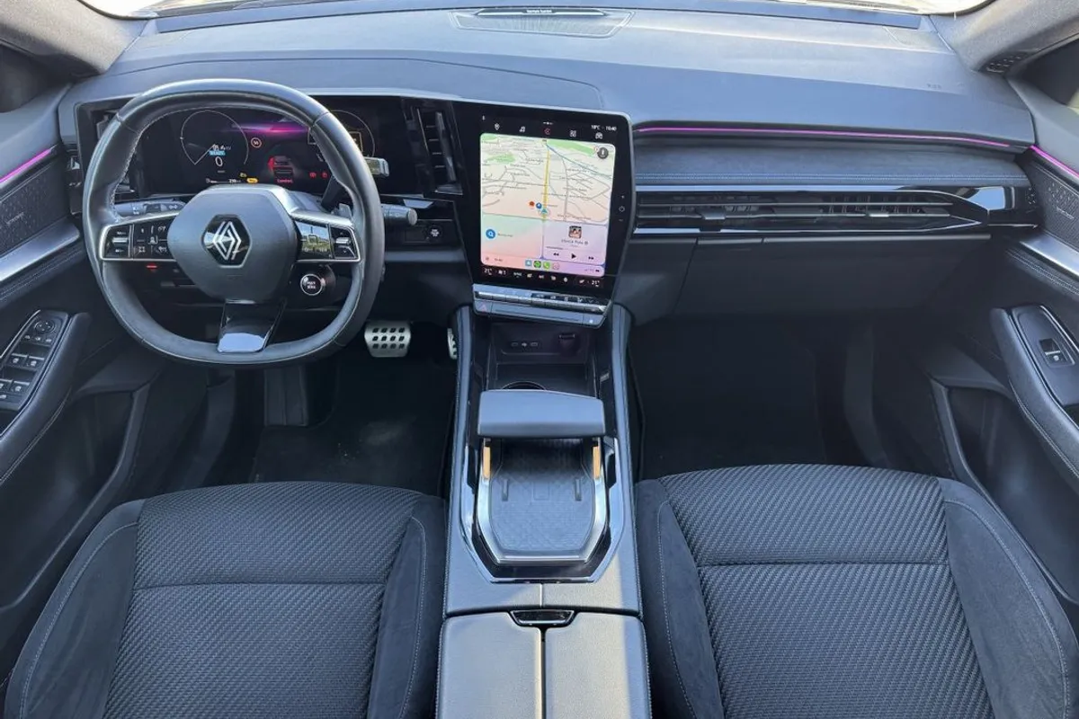 Renault Austral ICONIC ESPRIT ALPINE E-TECH HYBRIDE 200 - Photo 6